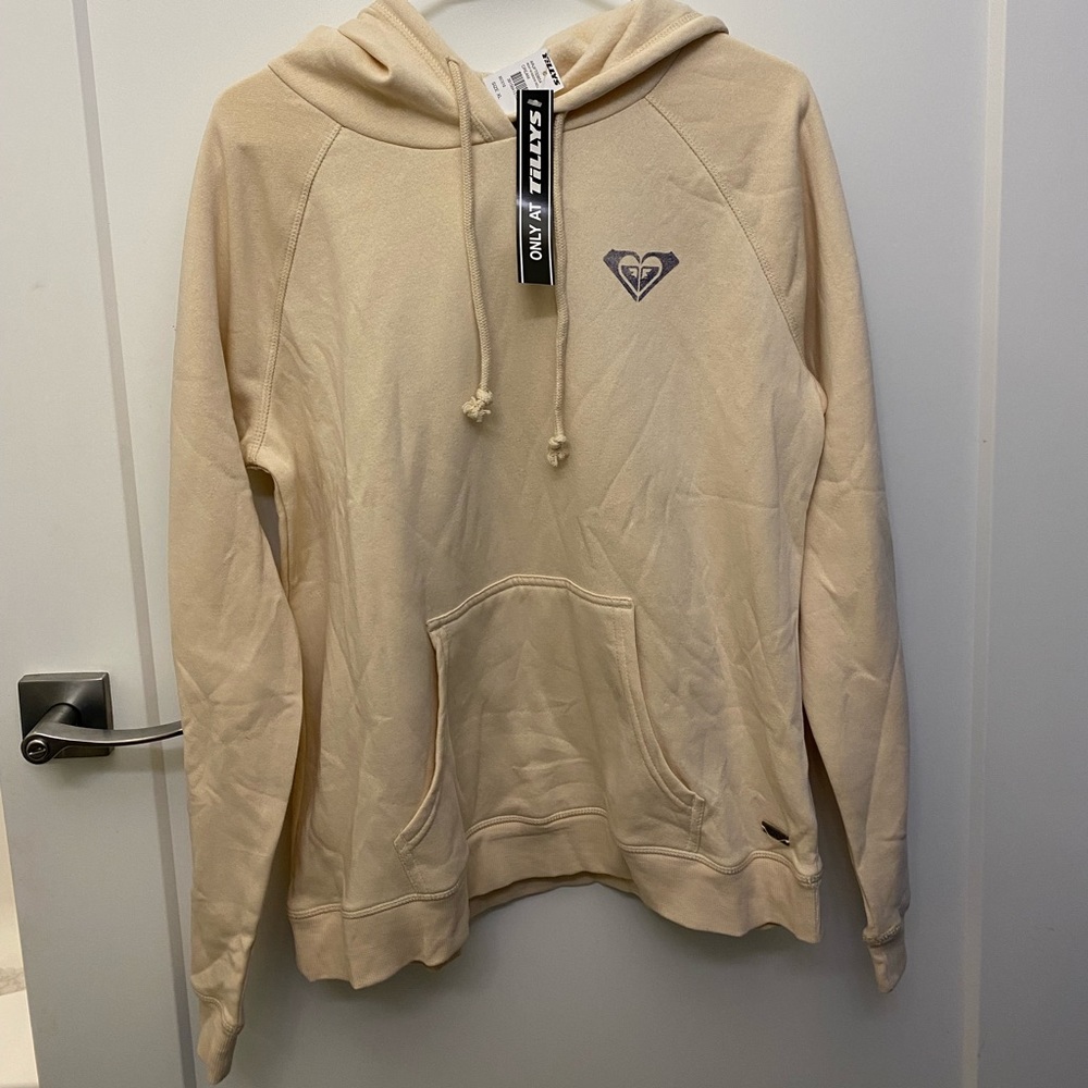 Brand new Roxy hoodie from Tillys size XL